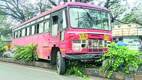 st bus break fail kolhapur ichalkaranji
