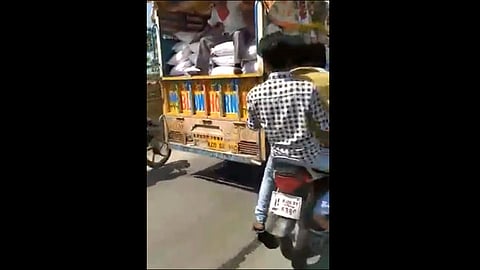 corona virus lockdown rajasthan flour mini truck viral video