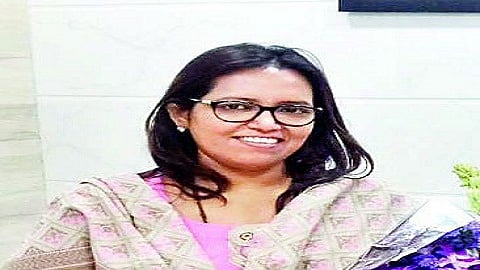 varsha gaikwad 19.jpg