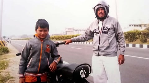 मोतीराम वाघ.... पर्यावरण रक्षणासाठी झटणारा अकलूजचा अवलिया