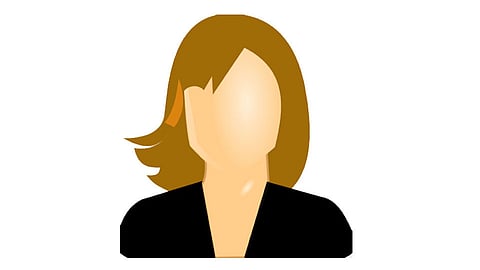 महिलांना मेकअपसाठी सोशल मीडियाचा आधार