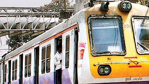 Local train stoppage on Western Railway line Signal failure at Bandra station mumbai