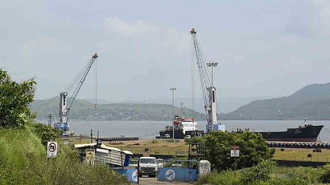 दिवाळखोरीत गेलेल्या दिघी पोर्ट ची मालकी कुणाकडे?