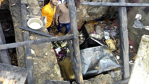 चंद्रपूर : उपरवाहीत सिलिंडर स्फोट माय-लेक जखमी; सोनं खाक