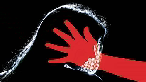 पैशाचे अमिष दाखवत अल्पवयीन मुलीवर भिवंडीत बलात्कार; पोलिसांनी आवळल्या मुसक्या