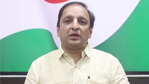 महाराष्ट्रातील गुंतवणूक उत्तर प्रदेशात नेण्याचा डाव; कॉंग्रेसचे सचिन सावंत यांचा आरोप