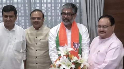 नीरज शेखर भाजपवासी झाल्यावर समाजवादी 'गुरूंच्या' शुभेच्छा