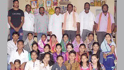 तिसऱ्या पिढीतही एकत्र नांदतेय 35 जणांचे कुटुंब