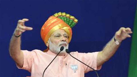 राज्यघटनेत दुरुस्तीने आरक्षणावर गदा नाही - नरेंद्र मोदी