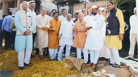 Rajapuri Turmeric Jaggery Gets Highest Price In Sangli Market