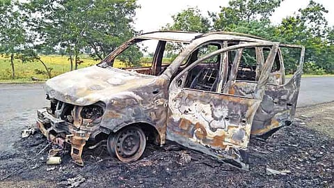 अचानक आग लागून 'झायलो' जळून खाक