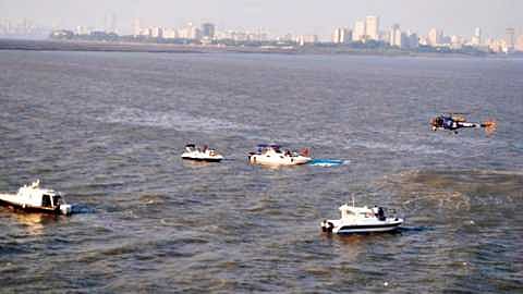 सुरक्षेचे निकष धाब्यावर अरबी समुद्रातील दुर्घटना