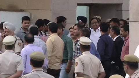 चिदंबरम यांना जामीन नाकारला; पाच दिवस कोठडी