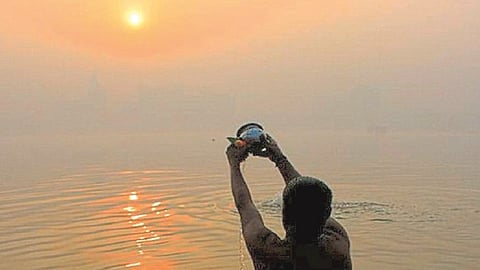 Soma Yoga : Arogyam Bhaskaraat Ichshet