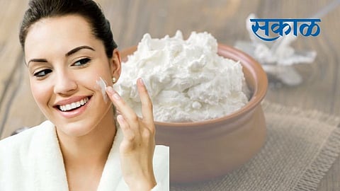 Apply cream on face to get butter like skin.jpg