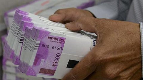 men in amravati got their money back on diwali occasion