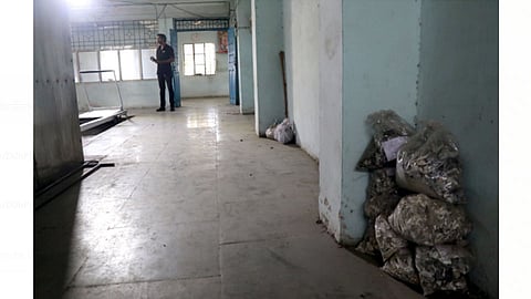 निगडी स्मशानभूमीत विसर्जनाच्या प्रतिक्षेत अस्थी