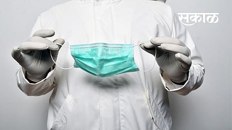 Corona Update action against unmasked peddlers in Nashik Marathi News