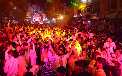 DJ at Shiv Jayanti Mirvnuk; Action on five Mandal