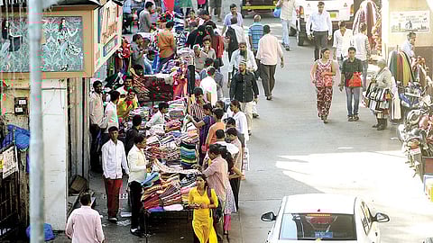 Demand for deposit of money on Hawker, stall holders bank account due to Lockdown