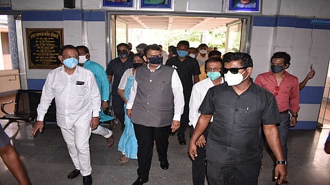 Government fails to buy cotton, right time to provide free electricity.