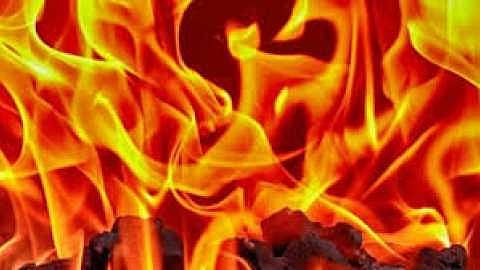 Damage 8 to 10 cars in Kondhwa fire