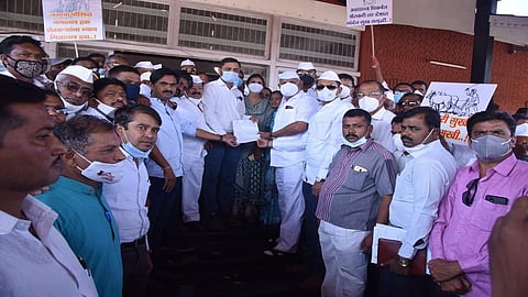 Farmers agitation at Sinnar