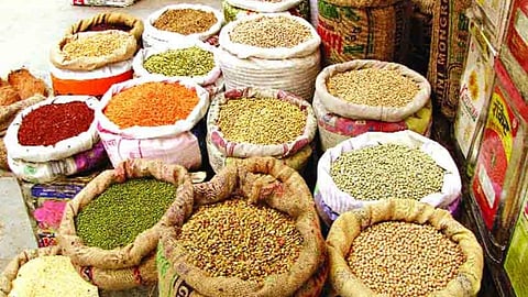 Grain supply to 18 thousand families in Ahmednagar district has been temporarily suspended