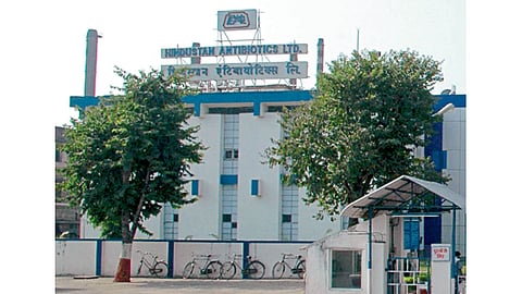 ‘एचए’च्या भूखंडासाठी साडेसातशे कोटी भरा