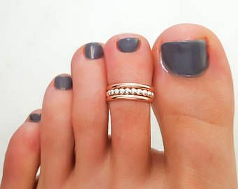 toe rings