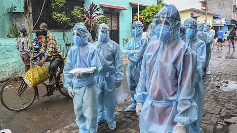 मुंबईत कोरोनाची दहशत कायम, रुग्णवाढ नियंत्रणात तर मृत्यूदरात वाढ