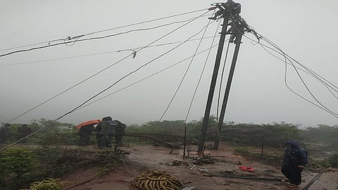 कोरोना संकटकाळात कष्टाचे झाले चीज, 13 लाख ग्राहकांना 'महावितरण'ने दिली वीज!