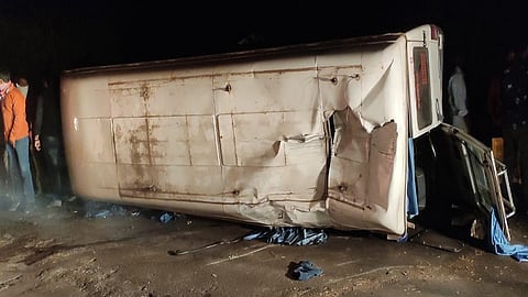 Mini Bus Accident In Beed District