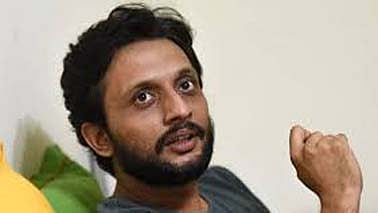 Mohammed Zeeshan Ayyub tweet on paris incident