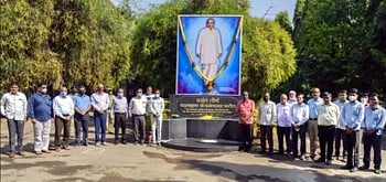 Greetings to Vasantdada Patil at Amrutvahini Education Institute Sangamner