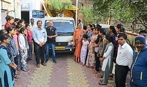 Now the Dy. Mayor's house is "clean hello" in the morning.