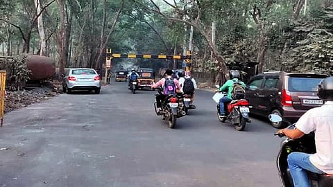 कल्याणवरून शीळ खिंडीत जा विना अडथळा