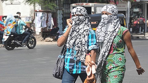 ठाण्यात उष्मा वाढला