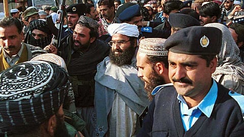 मसूदवरील बंदीमागचे हिशेब (राजधानी दिल्ली- वार्तापत्र)