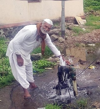 Borewell water due to rain at Talegaon Patta in Sangamner taluka