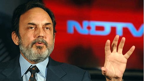 एनडीटीव्हीचे डॉ.प्रणव रॉय यांना परदेशी जाण्यापासून रोखले; सीबीआय चौकशी
