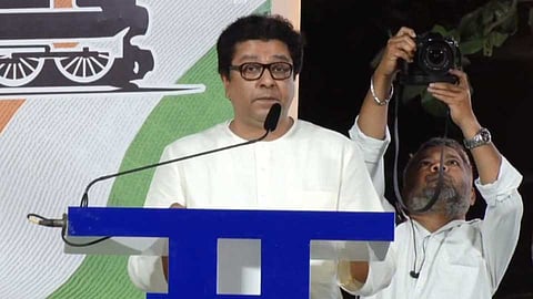 Loksabha 2019 : जनतेच्या हितासाठी बोलतच राहणार : राज ठाकरे