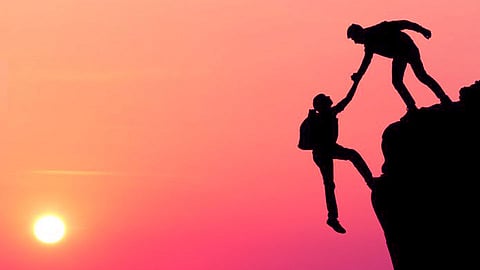 नातं निभावतांना