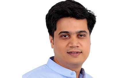 NCP MLA rohit pawar question to BJP State President chandrakant patil on potholes