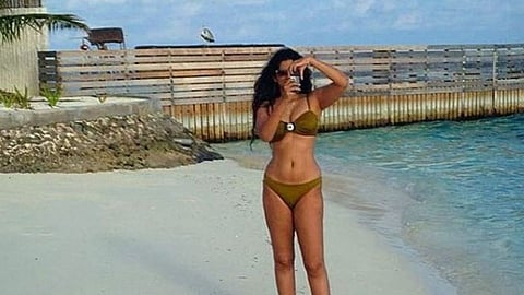 producer fashion rhea Kapoor bikini photos anil Kapoor younger daughter share hot photo