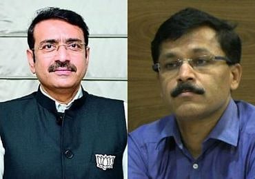 Why did Commissioner Mundhe attack the ruling party?