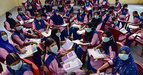dr deepak mhaisekar writes about Precautions when starting school and colleges