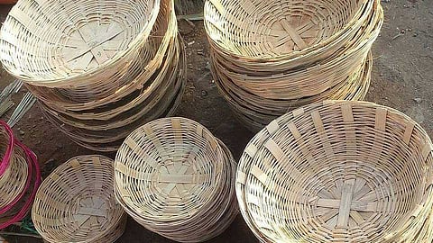 The business of making baskets in Khurd Brudruk in Nevasa taluka is in trouble