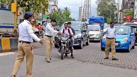 If Akola Marathi News rules are broken, there will be a fine, 73 thousand vehicles have paid a fine of Rs 72 lakh