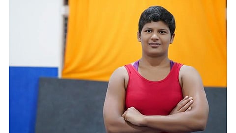 wrestler reshma mane one year ban by national coach kolhapur marathi news